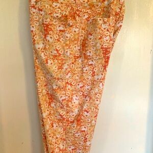 Gloria Vanderbilt crop jeans in pinks